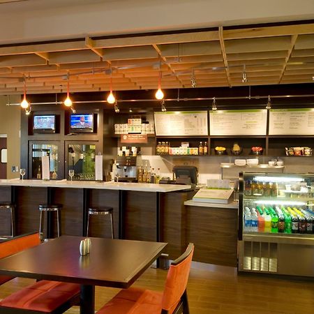 Courtyard By Marriott Atlanta Buford Mall Of Georgia Экстерьер фото