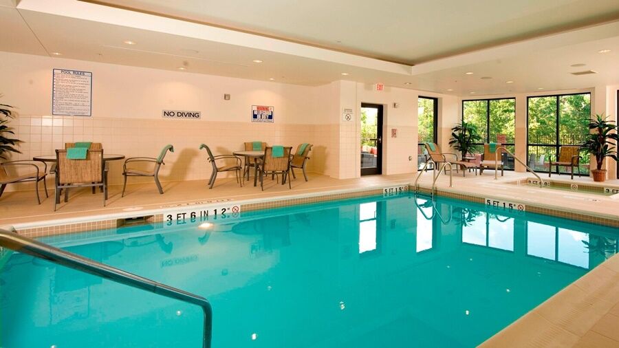 Courtyard By Marriott Atlanta Buford Mall Of Georgia Экстерьер фото